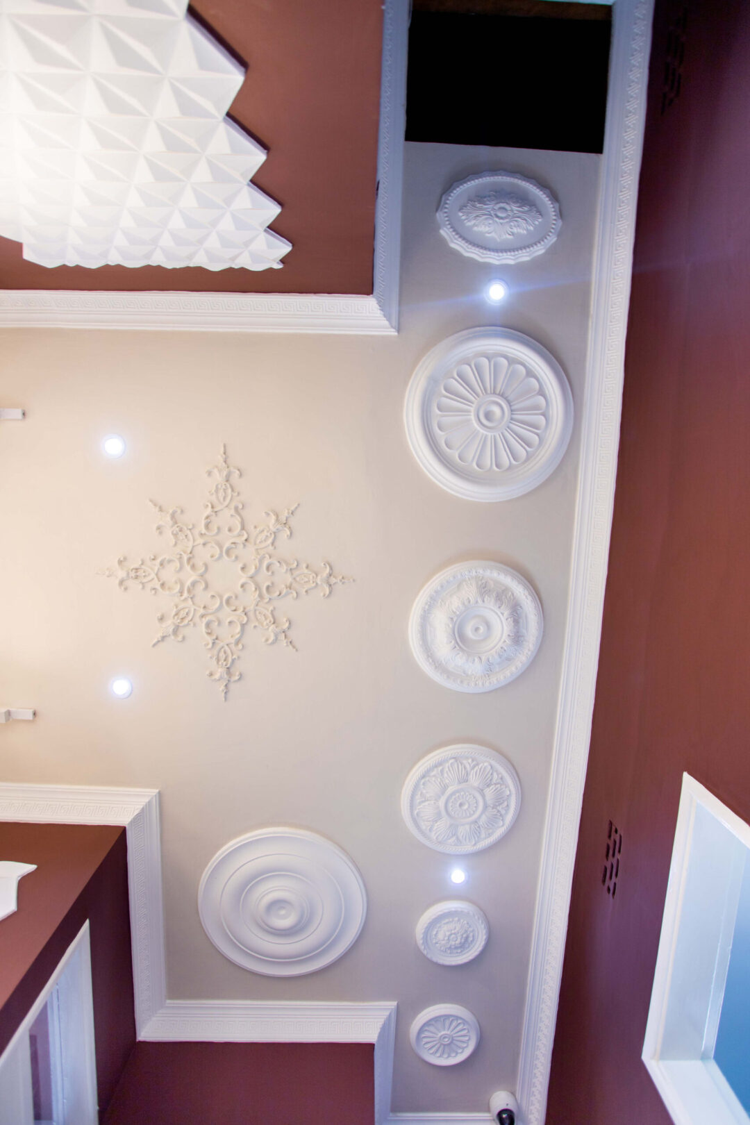 Ceiling Medallions and Roses